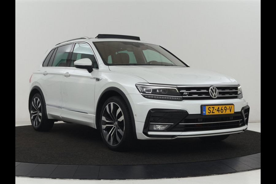 Volkswagen Tiguan 1.4 TSI R Line | Panoramadak | Stoelverwarming | LED Plus | Trekhaak | Camera | Keyless | 20'' | Adaptive cruise | Virtual Cockpit | Navigatie | Park Assist | DAB | Climate control | Getint glas