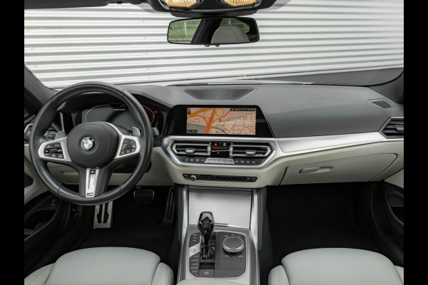 BMW 4 Serie Coupé M440i xDrive - Dak - Lasers - Driving Ass Prof - Standkachel - Trekhaak
