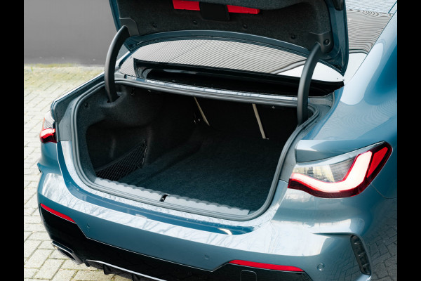 BMW 4 Serie Coupé M440i xDrive - Dak - Lasers - Driving Ass Prof - Standkachel - Trekhaak