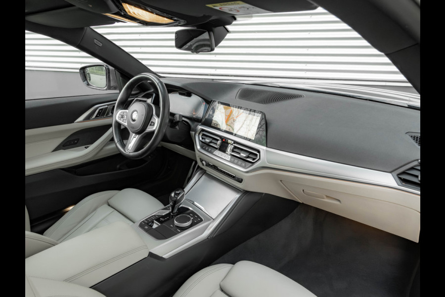 BMW 4 Serie Coupé M440i xDrive - Dak - Lasers - Driving Ass Prof - Standkachel - Trekhaak