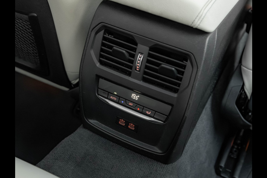 BMW 4 Serie Coupé M440i xDrive - Dak - Lasers - Driving Ass Prof - Standkachel - Trekhaak