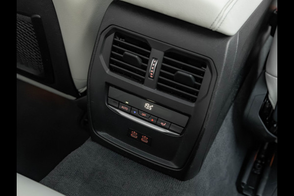 BMW 4 Serie Coupé M440i xDrive - Dak - Lasers - Driving Ass Prof - Standkachel - Trekhaak