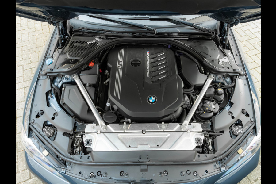 BMW 4 Serie Coupé M440i xDrive - Dak - Lasers - Driving Ass Prof - Standkachel - Trekhaak