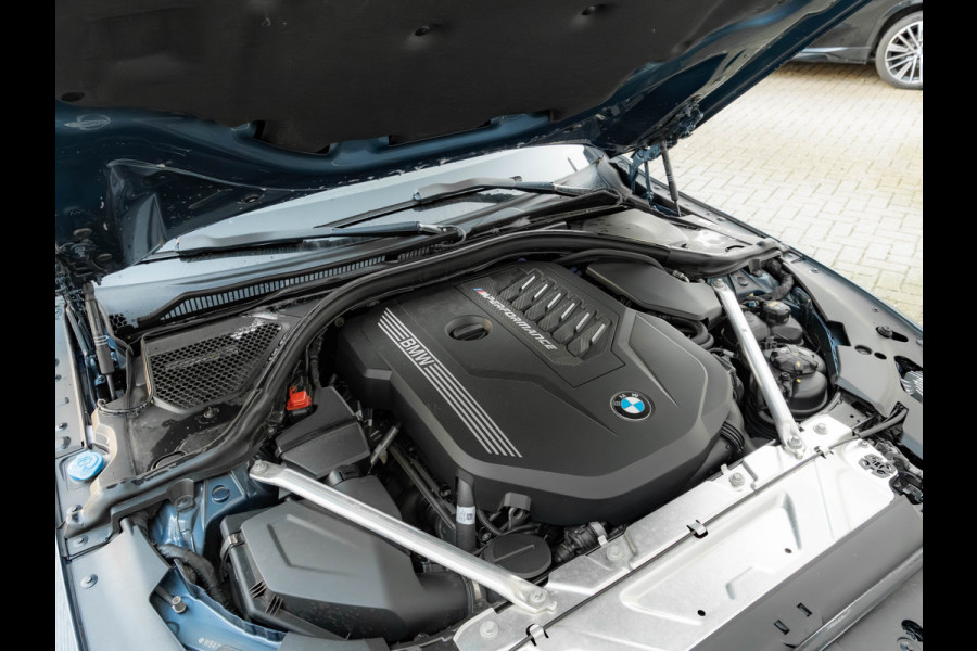 BMW 4 Serie Coupé M440i xDrive - Dak - Lasers - Driving Ass Prof - Standkachel - Trekhaak