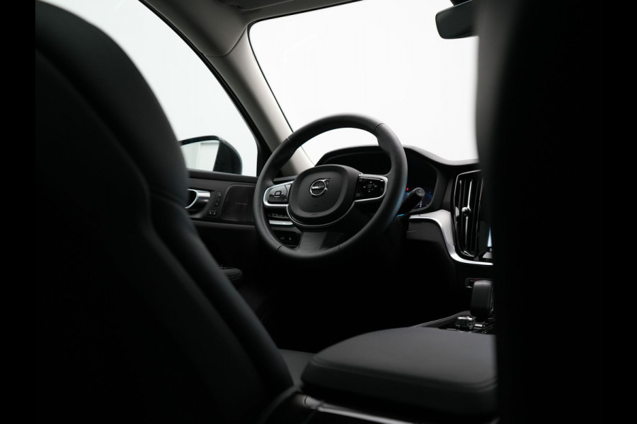 Volvo V60 T6 Recharge AWD LONG RANGE Plus Dark PHEV 350pk Dealer O.H. | Panodak | Adaptive Cruise | 360 Camera | Head Up | Harman&Kardon | Lederen Sportstoelen Memory & Verwarmd | Google Assistent | Stuur Verwarmd | Apple Carplay | Keyless | Blis | Plug In Hybr
