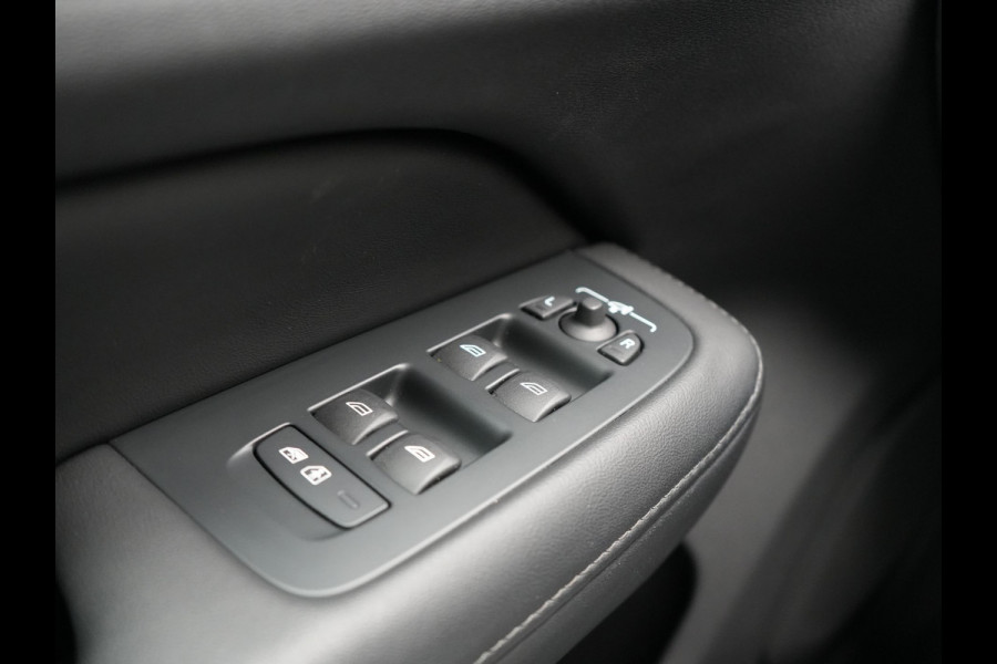 Volvo V60 T6 Recharge AWD LONG RANGE Plus Dark PHEV 350pk Dealer O.H. | Panodak | Adaptive Cruise | 360 Camera | Head Up | Harman&Kardon | Lederen Sportstoelen Memory & Verwarmd | Google Assistent | Stuur Verwarmd | Apple Carplay | Keyless | Blis | Plug In Hybr