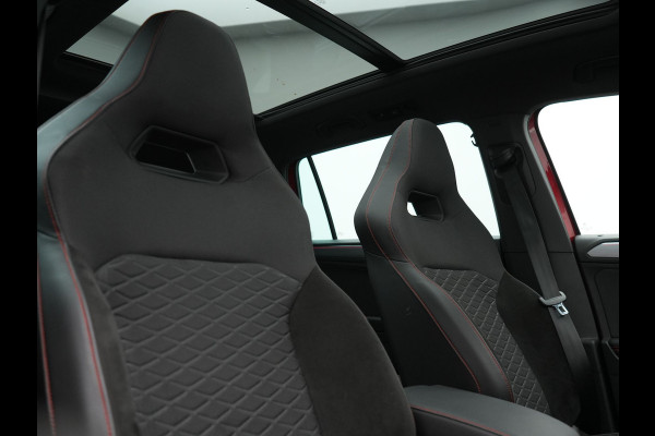 Seat Tarraco 1.4 TSI e-Hybrid FR PHEV 245pk | Trekhaak Af Fabriek | Panodak | Adaptive Cruise | 360 Camera | Alcantara Sportstoelen Memory & Verwarmd | Sfeerverlichting | Stuur Verwarmd | Apple Carplay | Keyless | Blis | Plug In Hybrid