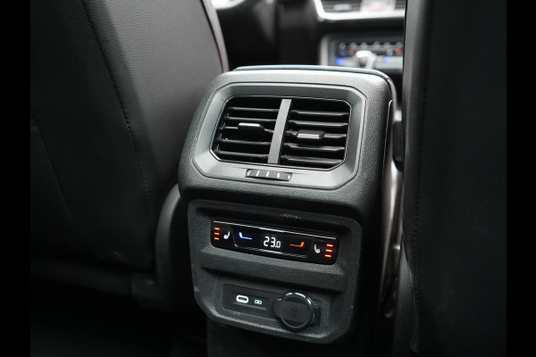 Seat Tarraco 1.4 TSI e-Hybrid FR PHEV 245pk | Trekhaak Af Fabriek | Panodak | Adaptive Cruise | 360 Camera | Alcantara Sportstoelen Memory & Verwarmd | Sfeerverlichting | Stuur Verwarmd | Apple Carplay | Keyless | Blis | Plug In Hybrid