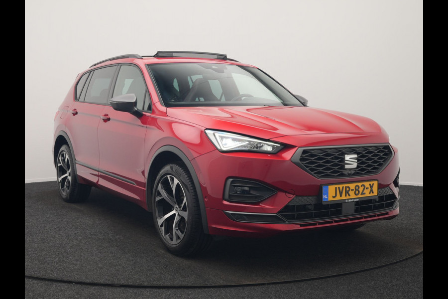 Seat Tarraco 1.4 TSI e-Hybrid FR PHEV 245pk | Trekhaak Af Fabriek | Panodak | Adaptive Cruise | 360 Camera | Alcantara Sportstoelen Memory & Verwarmd | Sfeerverlichting | Stuur Verwarmd | Apple Carplay | Keyless | Blis | Plug In Hybrid