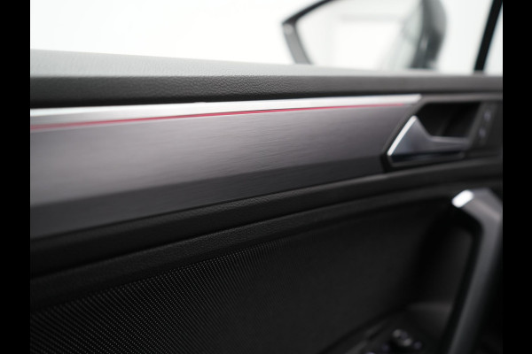 Seat Tarraco 1.4 TSI e-Hybrid FR PHEV 245pk | Trekhaak Af Fabriek | Panodak | Adaptive Cruise | 360 Camera | Alcantara Sportstoelen Memory & Verwarmd | Sfeerverlichting | Stuur Verwarmd | Apple Carplay | Keyless | Blis | Plug In Hybrid