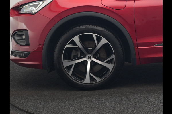 Seat Tarraco 1.4 TSI e-Hybrid FR PHEV 245pk | Trekhaak Af Fabriek | Panodak | Adaptive Cruise | 360 Camera | Alcantara Sportstoelen Memory & Verwarmd | Sfeerverlichting | Stuur Verwarmd | Apple Carplay | Keyless | Blis | Plug In Hybrid
