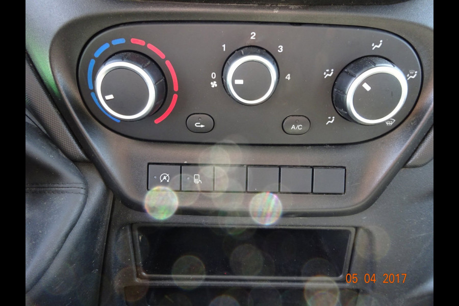 Iveco Daily 35C14 2.3 Open laadbak Pick up Dubbel lucht in zeer nette staat.