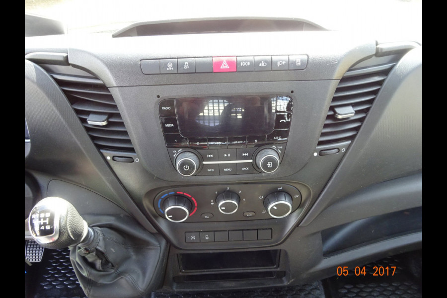 Iveco Daily 35C14 2.3 Open laadbak Pick up Dubbel lucht in zeer nette staat.