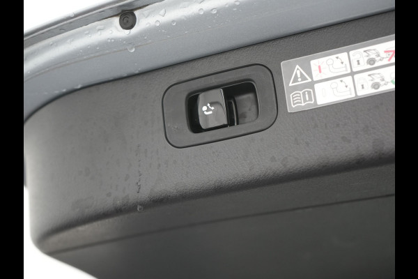 Mercedes-Benz C-Klasse Estate 300 e Avantgarde PHEV 313pk Dealer O.H. | Trekhaak Af Fabriek | Camera | Night Pakket | Sportstoelen Verwarmd | Apple Carplay | Sfeerverlichting | Navigatie | Virtual | DAB |  Plug In Hybrid