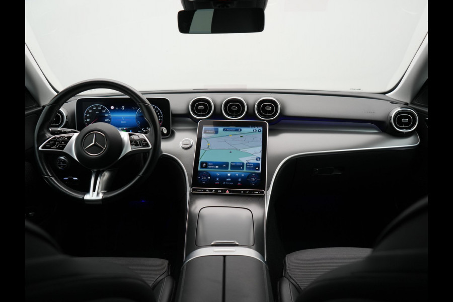 Mercedes-Benz C-Klasse Estate 300 e Avantgarde PHEV 313pk Dealer O.H. | Trekhaak Af Fabriek | Camera | Night Pakket | Sportstoelen Verwarmd | Apple Carplay | Sfeerverlichting | Navigatie | Virtual | DAB |  Plug In Hybrid