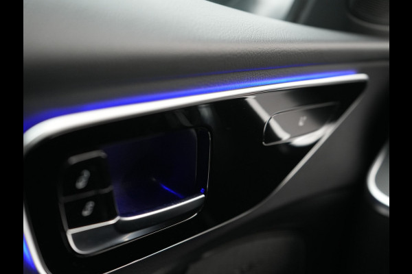 Mercedes-Benz C-Klasse Estate 300 e Avantgarde PHEV 313pk Dealer O.H. | Trekhaak Af Fabriek | Camera | Night Pakket | Sportstoelen Verwarmd | Apple Carplay | Sfeerverlichting | Navigatie | Virtual | DAB |  Plug In Hybrid