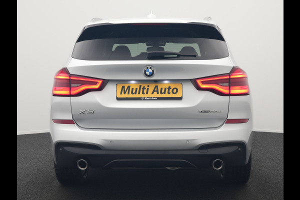 BMW X3 xDrive30e M Sport PHEV 293pk Dealer O.H. | Trekhaak Af Fabriek | Head Up | Camera | Sportstoelen Verwarmd | Apple Carplay | Keyless | Blis | Sfeerverlichting | Virtual | Navigatie | DAB | Plug In Hybrid