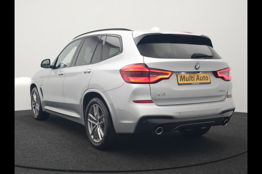 BMW X3 xDrive30e M Sport PHEV 293pk Dealer O.H. | Trekhaak Af Fabriek | Head Up | Camera | Sportstoelen Verwarmd | Apple Carplay | Keyless | Blis | Sfeerverlichting | Virtual | Navigatie | DAB | Plug In Hybrid