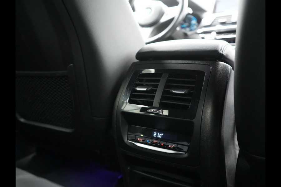 BMW X3 xDrive30e M Sport PHEV 293pk Dealer O.H. | Trekhaak Af Fabriek | Head Up | Camera | Sportstoelen Verwarmd | Apple Carplay | Keyless | Blis | Sfeerverlichting | Virtual | Navigatie | DAB | Plug In Hybrid