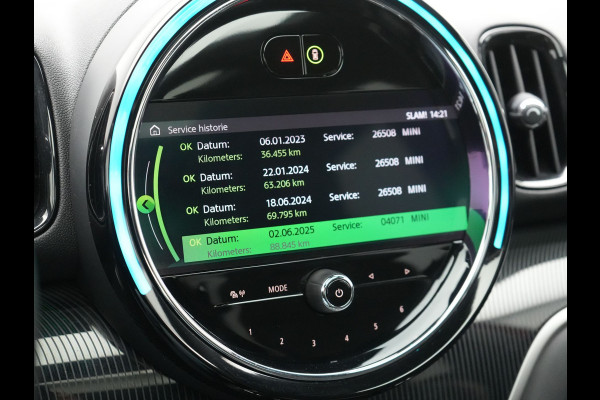 MINI Countryman Cooper S E ALL4 JCW PHEV 220pk Dealer O.H | Panodak | JCW Alcantara Sportstoelen Verwarmd | Head Up | Camera | Apple Carplay | Sfeerverlichting | Keyless | Virtual | Navigatie | DAB | Plug In Hybrid