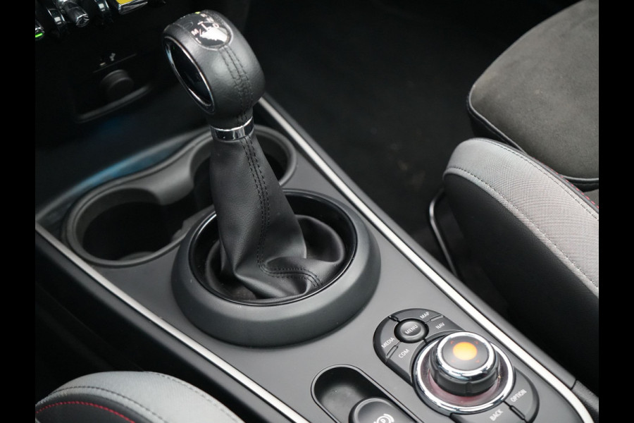 MINI Countryman Cooper S E ALL4 JCW PHEV 220pk Dealer O.H | Panodak | JCW Alcantara Sportstoelen Verwarmd | Head Up | Camera | Apple Carplay | Sfeerverlichting | Keyless | Virtual | Navigatie | DAB | Plug In Hybrid