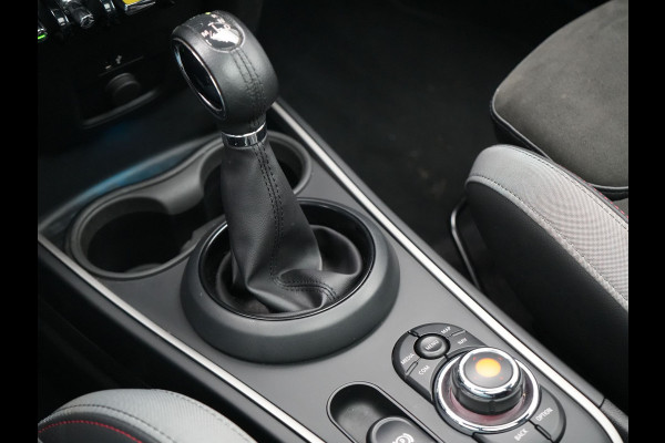 MINI Countryman Cooper S E ALL4 JCW PHEV 220pk Dealer O.H | Panodak | JCW Alcantara Sportstoelen Verwarmd | Head Up | Camera | Apple Carplay | Sfeerverlichting | Keyless | Virtual | Navigatie | DAB | Plug In Hybrid