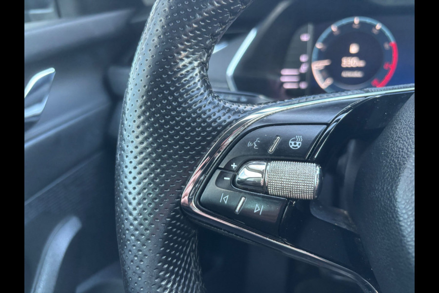 Škoda Octavia Combi 1.0 TSI Business Edition Plus | Memory Stoelen | Stuur Verwarming | Parkeer Sensoren