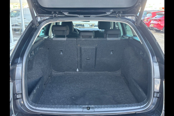 Škoda Octavia Combi 1.0 TSI Business Edition Plus | Memory Stoelen | Stuur Verwarming | Parkeer Sensoren