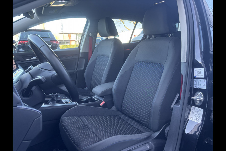 Volkswagen Golf 1.0 TSI Life Business | Sfeerverlichting |Suurverwarming | Adaptive Cruise | Stoelverwarming