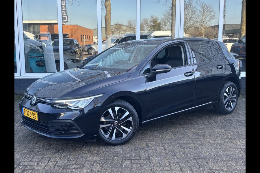 Volkswagen Golf 1.0 TSI Life Business | Sfeerverlichting |Suurverwarming | Adaptive Cruise | Stoelverwarming