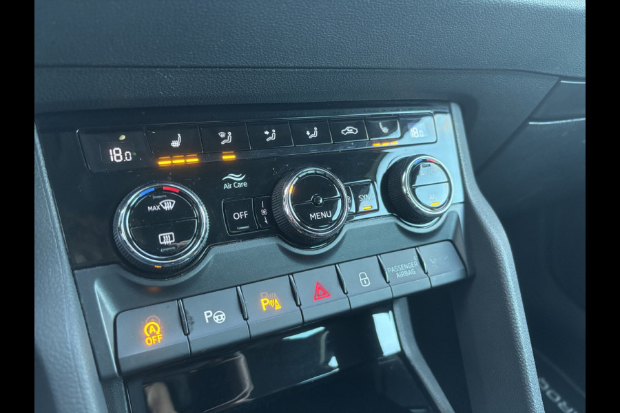 Škoda Karoq 1.5 TSI ACT Business | Stuurverwarming | Apple Carplay | Parkeer Sensoren | Cruise