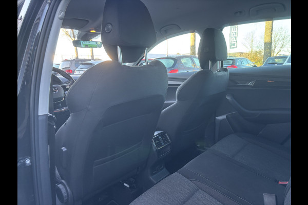 Škoda Karoq 1.5 TSI ACT Business | Stuurverwarming | Apple Carplay | Parkeer Sensoren | Cruise