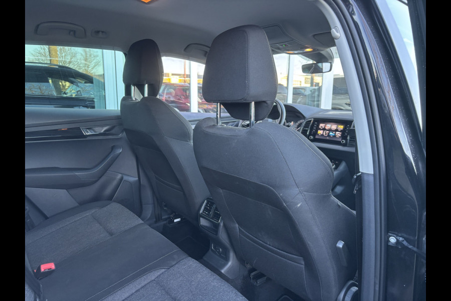 Škoda Karoq 1.5 TSI ACT Business | Stuurverwarming | Apple Carplay | Parkeer Sensoren | Cruise