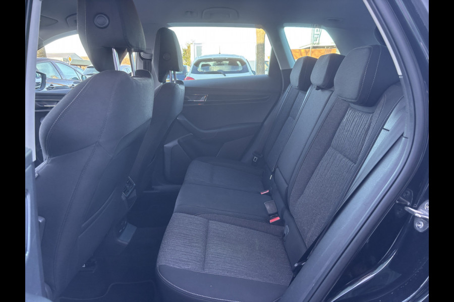Škoda Karoq 1.5 TSI ACT Business | Stuurverwarming | Apple Carplay | Parkeer Sensoren | Cruise