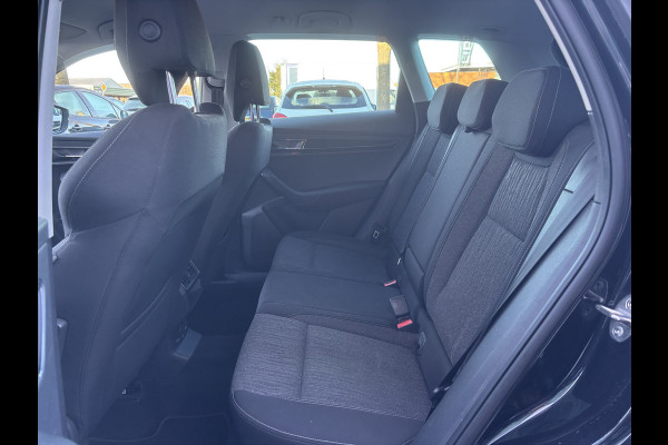 Škoda Karoq 1.5 TSI ACT Business | Stuurverwarming | Apple Carplay | Parkeer Sensoren | Cruise