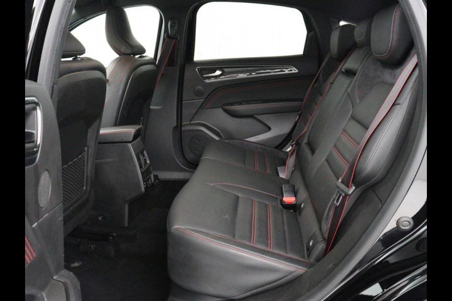 Renault Arkana 1.6 E-Tech Hybrid 145 R.S. Line | Leder/Alcantara | Stoelverwarming | Trekhaak | Adaptive cruise | Camera | Carplay | Keyless | Park Assist | Full LED | Navigatie