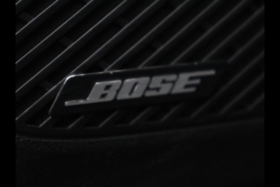 Renault Arkana 1.6 E-Tech Hybrid 145 R.S. Line | Leder/Alcantara | Stoelverwarming | Trekhaak | Adaptive cruise | Camera | Carplay | Keyless | Park Assist | Full LED | Navigatie