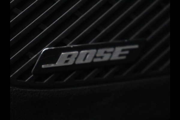 Renault Arkana 1.6 E-Tech Hybrid 145 R.S. Line | Leder/Alcantara | Stoelverwarming | Trekhaak | Adaptive cruise | Camera | Carplay | Keyless | Park Assist | Full LED | Navigatie