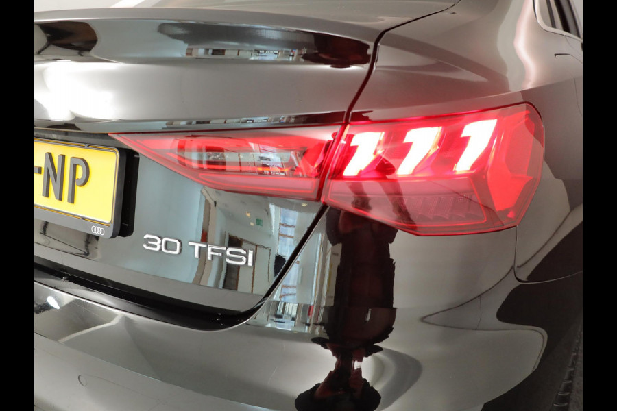 Audi A3 Limousine 30 TFSI Business edition 110 pk S-tronic | Navigatie | Parkeersensoren achter | LED koplampen | Apple Carplay/Android Auto |