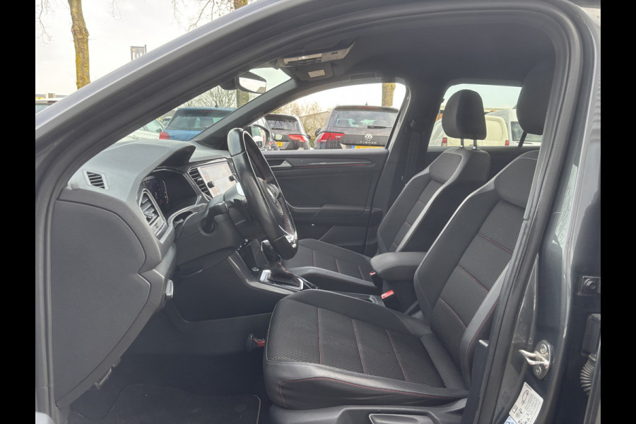 Volkswagen T-Roc 1.5 TSI Sport 2x R-Line | Parkeer Camera | Adaptieve Cruise | Navi