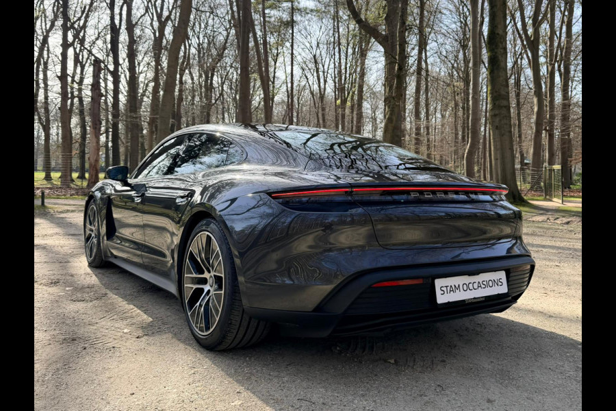 Porsche Taycan 4S Performance 84 kWh Sport Chrono-pakket | BOSE | 360° Camera | Stoelverw. | Panoramadak