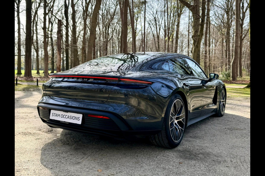 Porsche Taycan 4S Performance 84 kWh Sport Chrono-pakket | BOSE | 360° Camera | Stoelverw. | Panoramadak