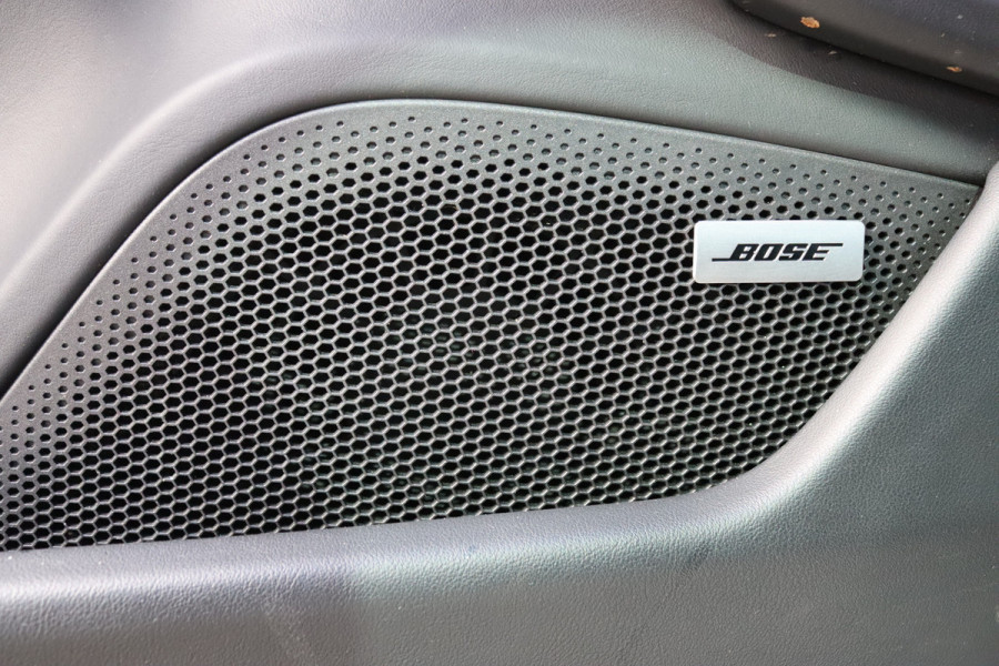 Porsche Taycan 4S Performance 84 kWh Sport Chrono-pakket | BOSE | 360° Camera | Stoelverw. | Panoramadak