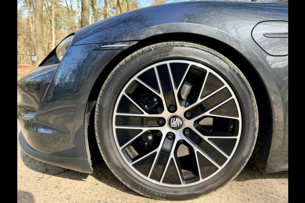 Porsche Taycan 4S Performance 84 kWh Sport Chrono-pakket | BOSE | 360° Camera | Stoelverw. | Panoramadak