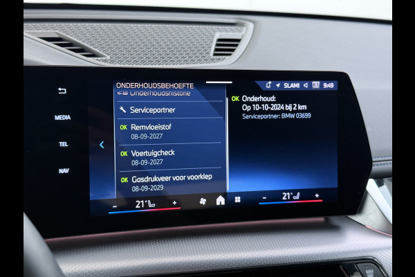 BMW iX1 eDrive20 67kWh M-Sport-Pro Leder/Alcantara Premium 19" LED Connected-Pro Warmtepomp Camera Navi Ecc Pdc 100% SOH Apple Carplay A Standverwarming/koeling Zwarte-Hemel Drive-Assist Elek.Achterklep Lmv Led Isofix DAB Keyless Wifi 1e Eigenaar Origineel Nederlandse Auto Zeer compleet!