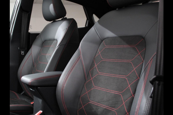 Ford Puma 1.0 EcoBoost Hybrid ST-Line X Climate control Navigatie Parkeersensoren Camera Adaptieve cruise control LED Panoramadak Digitail cockpit Apple Carplay/ Android Auto
