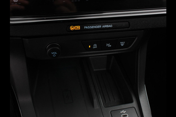 Ford Puma 1.0 EcoBoost Hybrid ST-Line X Climate control Navigatie Parkeersensoren Camera Adaptieve cruise control LED Panoramadak Digitail cockpit Apple Carplay/ Android Auto