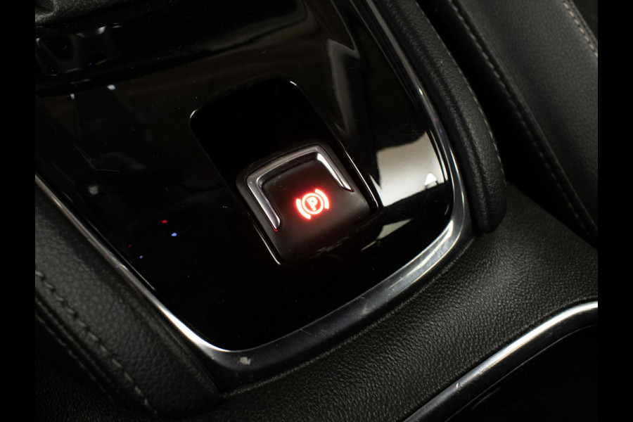 Opel Grandland X 1.2 Turbo Innovation Sport (APPLE CARPLAY,NAVI,CAMERA,CLIMATE,CRUISE,LED,GETINT,TREKHAAK,SPORTSTOELEN,LM VELGEN)