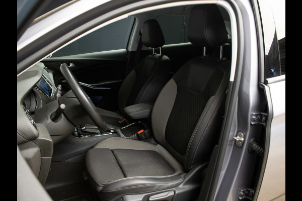 Opel Grandland X 1.2 Turbo Innovation Sport (APPLE CARPLAY,NAVI,CAMERA,CLIMATE,CRUISE,LED,GETINT,TREKHAAK,SPORTSTOELEN,LM VELGEN)
