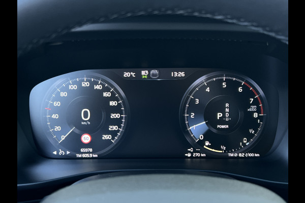 Volvo XC40 1.5 T4 Plug-in hybrid Plus Dark | Trekhaak | Navi | LED | Camera | 18 inch